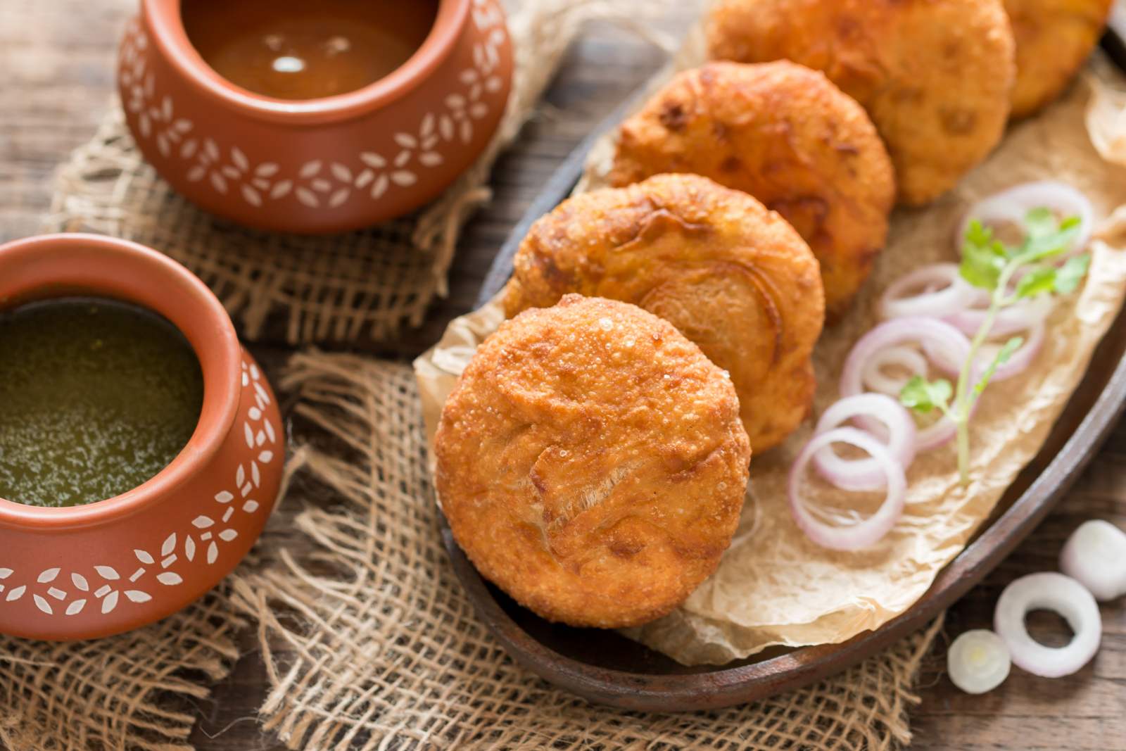 Pyaz Kachori